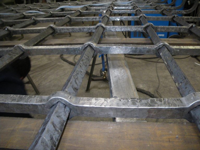 Grilles de château forgées